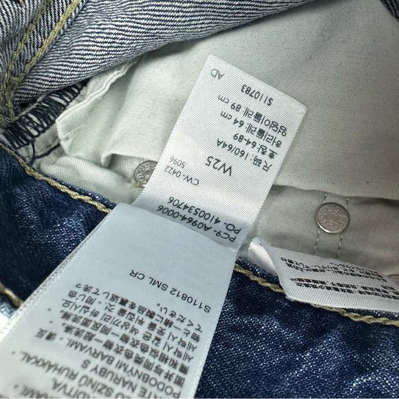 Classic Blue Distressed Women's Jeans - Picture 12 of 12